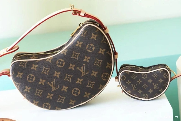 Affordable MM Croissant LOUIS VUITTON 0719